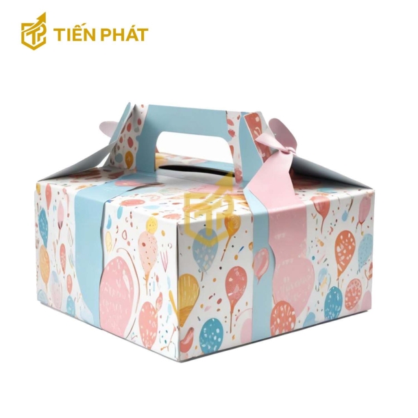 Hộp bánh sinh nhật vuông, màu trắng, in hình các quả bong bong