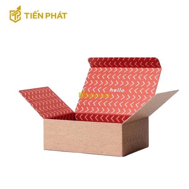Hộp carton nắp gài màu nâu, đỏ