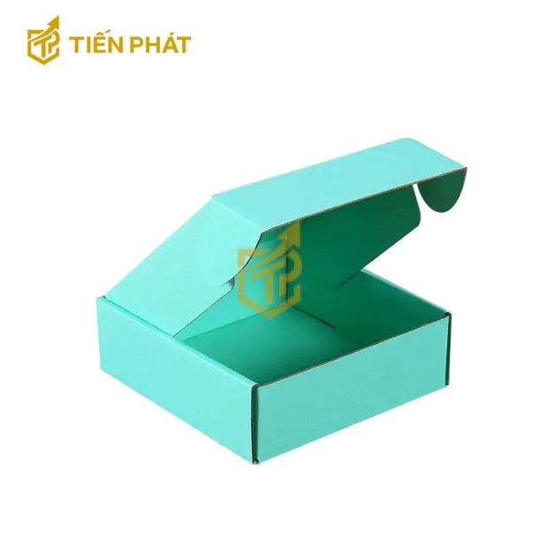 Hộp carton nắp gài màu xanh ngọc, không họa tiết