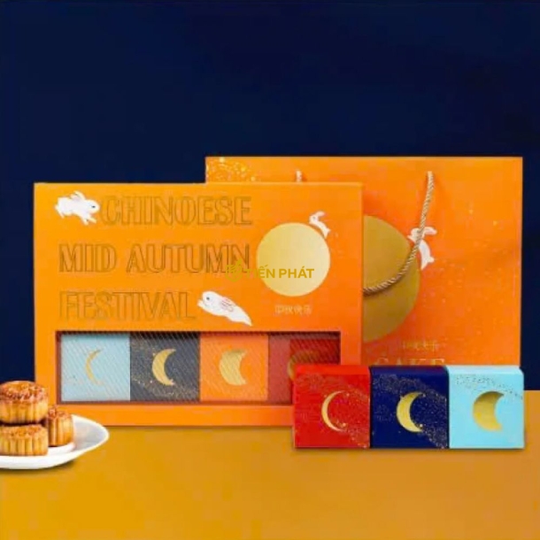Hộp cứng trung thu quai xách nắp gài 4 bánh