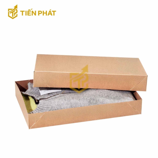 Hộp giấy đựng áo thun, màu nâu, nắp âm dương