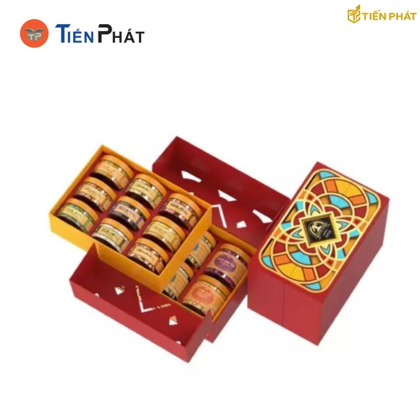 Hộp giấy đựng mứt Tết màu đỏ, họa tiết độc đáo