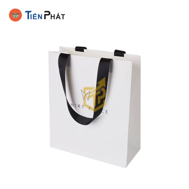 Túi giấy đựng quần áo màu trắng, in logo theo yêu cầu